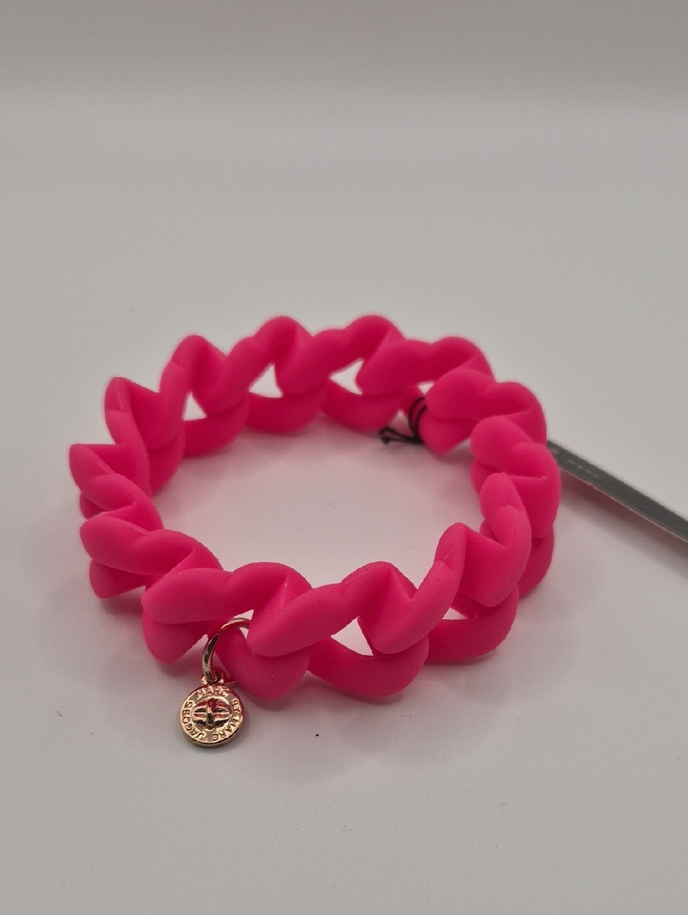 NWT Marc Jacobs Hot Pink Silicone Chain-Link Bracelet with Gold Charm